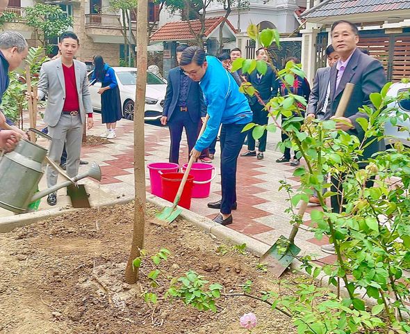 354053109 3367703856805161 923004385949051911 n